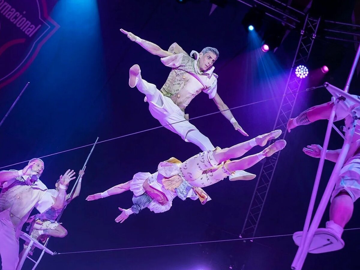 Здесь уверенность в себе на высоте         Источник:  fishki.net  