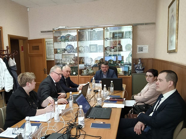 Чтобы не продали «левые» участки, тверским нотариусам дали инструкцию