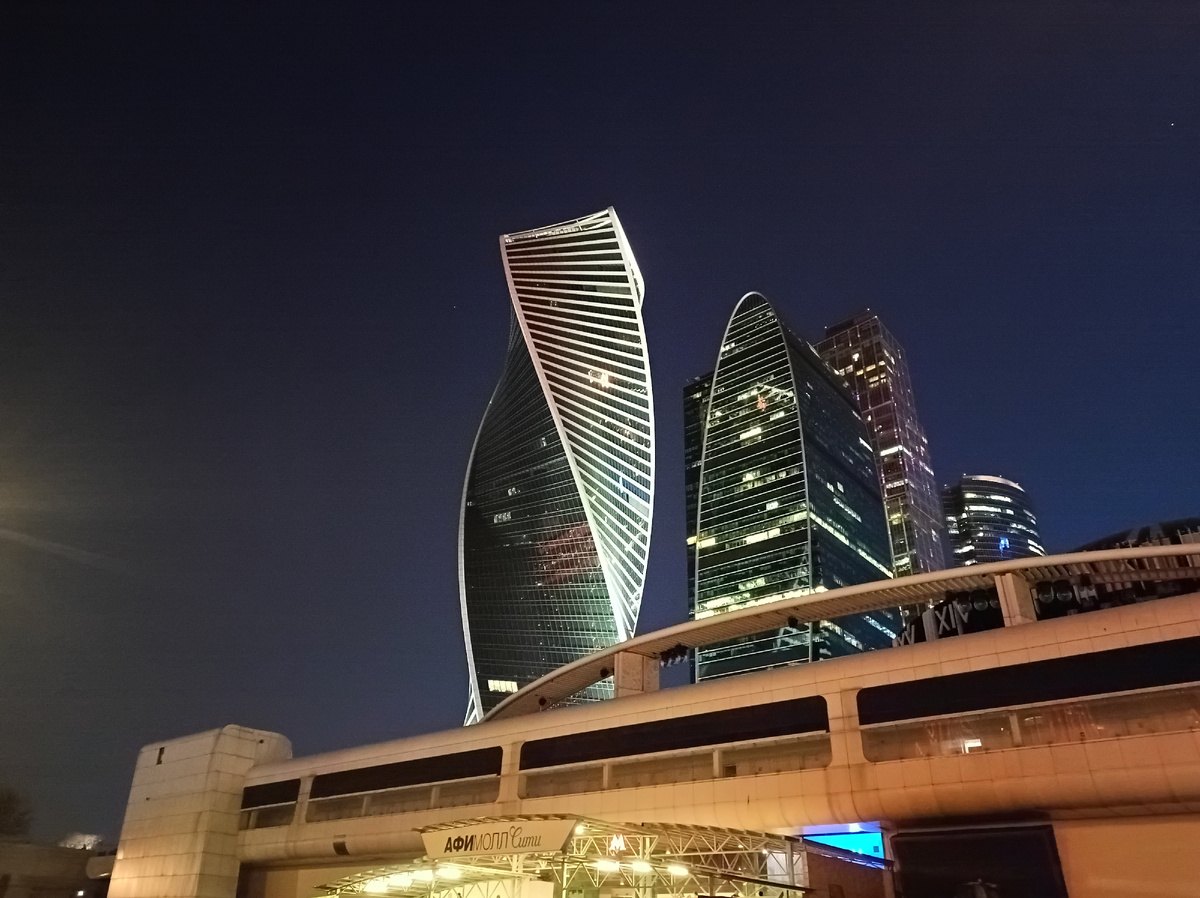 Немного столичных каменных джунглей