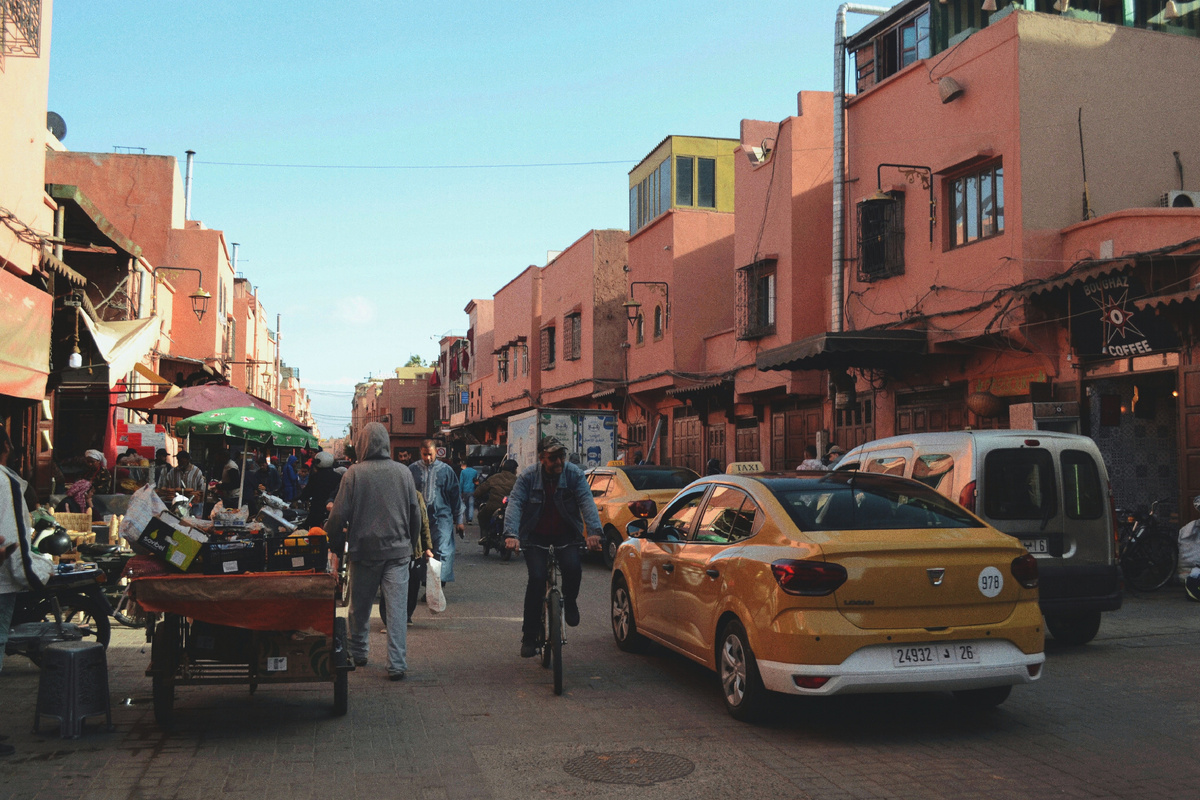   Суматоха в медине Марракеша.