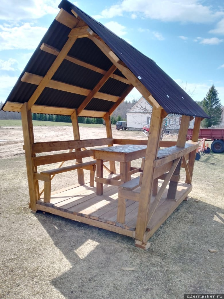 Беседка до разрушения. Фото здесь и далее: Павел Соколов