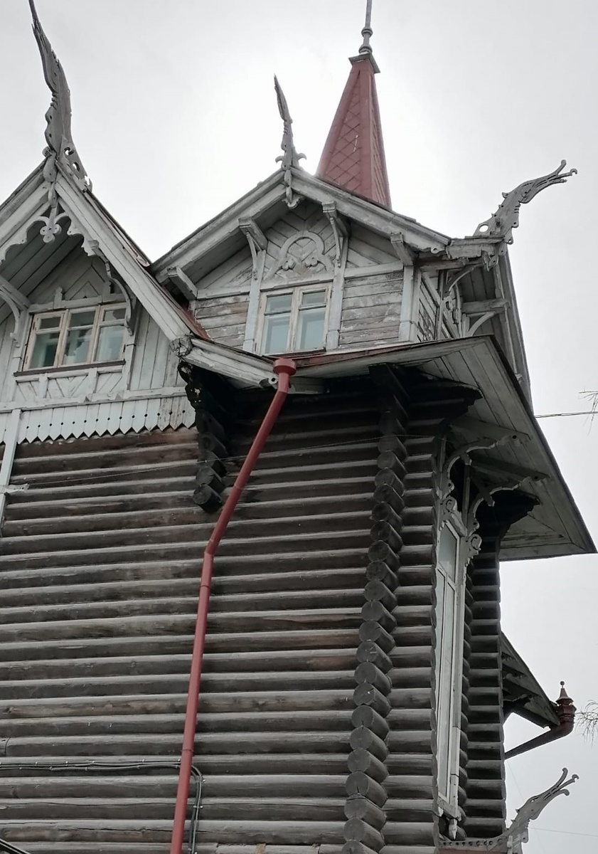 Дом с драконами. Памятник деревянной архитектуры Томска. Фото автора 