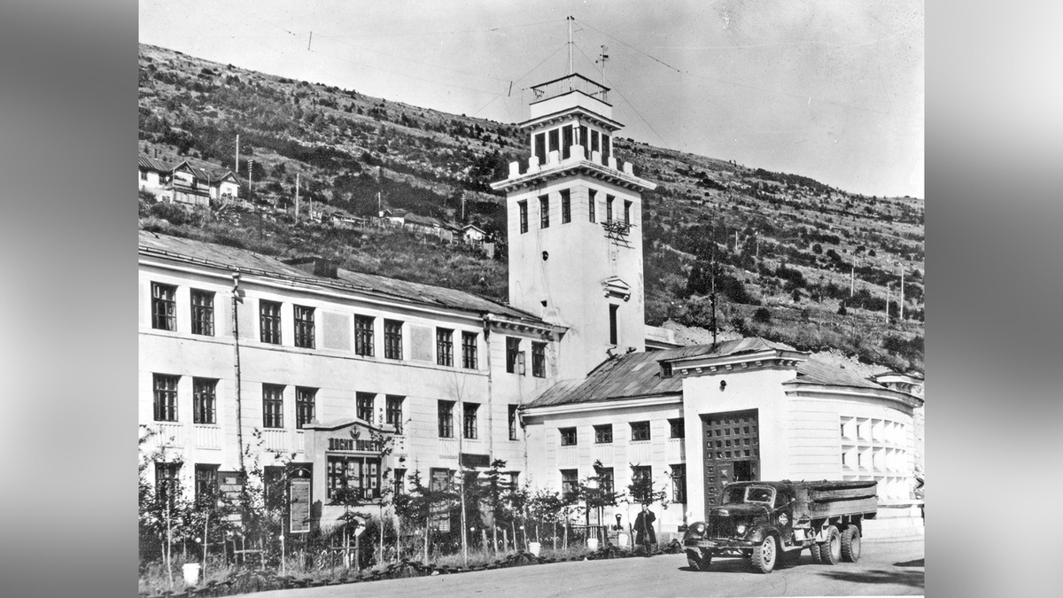 Фото: Управление магаданского пароходства, 1960 год