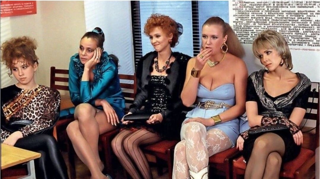 Интердевочки в отделе милиции 