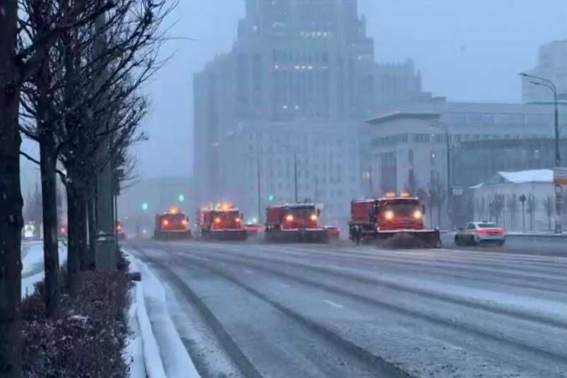 Снегопад в Москве