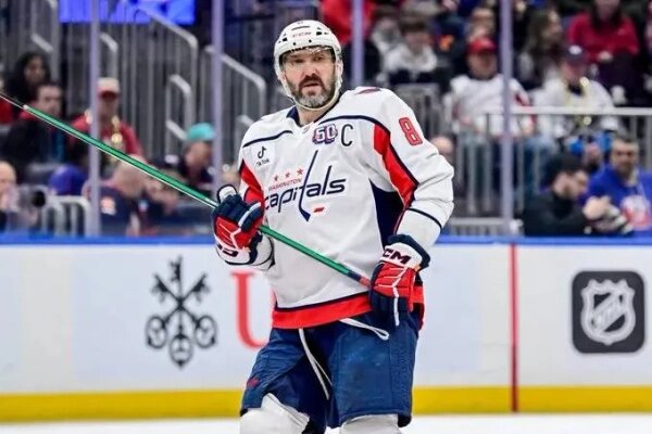 Александр Овечкин. Обложка © X / NHL