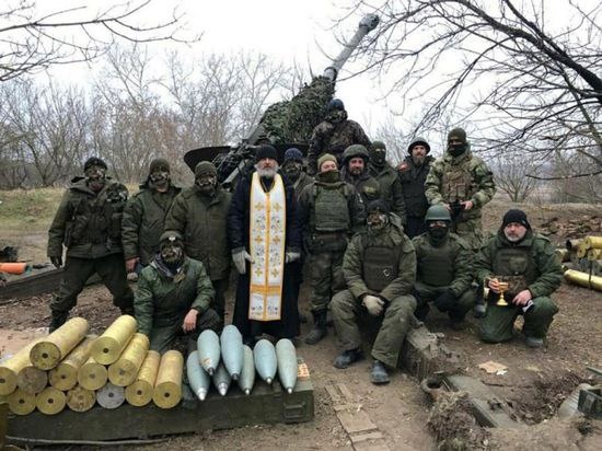  Воины на фронте всегда очень ждут священников, их поддержки. Телеграм-канал «Священник Альвиан».