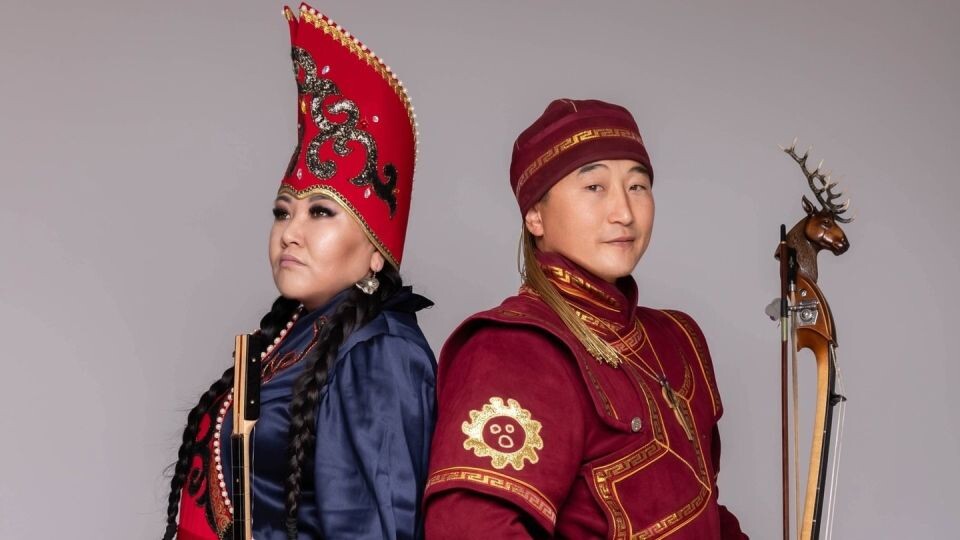    Дуэт "Хан Алтай". Источник: официальная страница дуэта в ВК