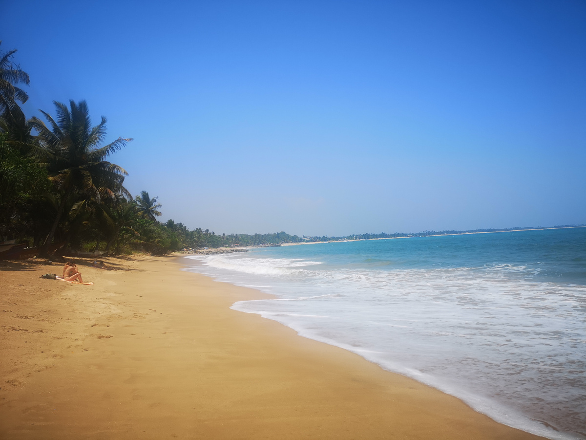 Безлюдные пляжи Тангалле