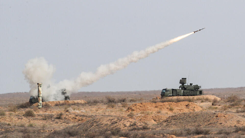     Средства ПВО за ночь уничтожили 23 беспилотника над двумя регионами России ИЗВЕСТИЯ/Зураб Джавахадзе