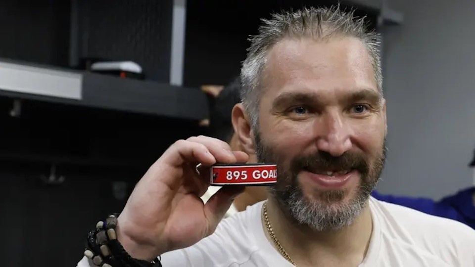 Кто из хоккеистов и когда сможет побить рекорд Александра Овечкина по голам?