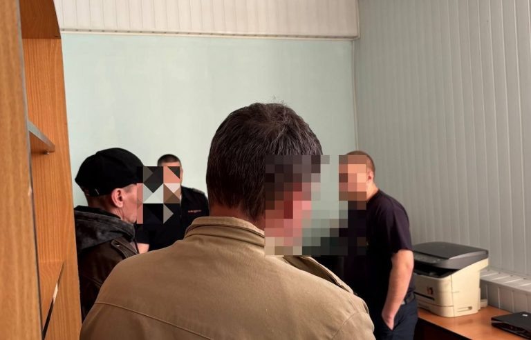    В Кувандыке мужчина пытался подкупить сотрудника ГАИ за 20 тысяч рублей Оренбуржье