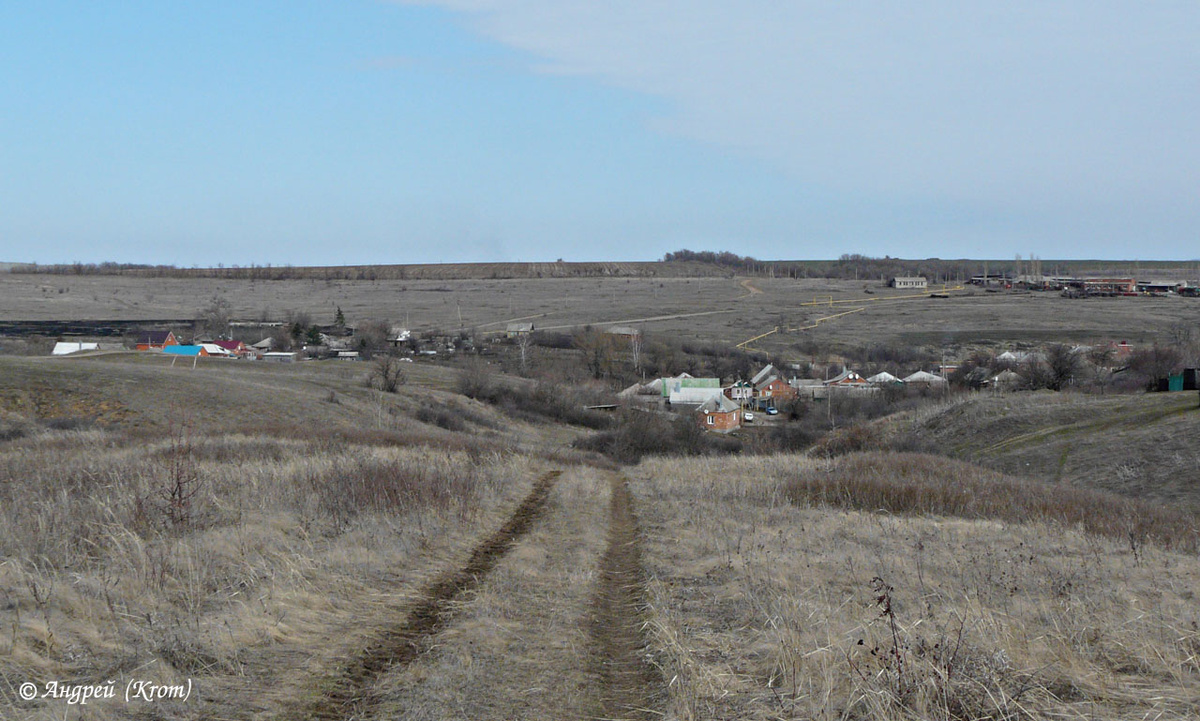 Хутор Пролетарка в речной долине
