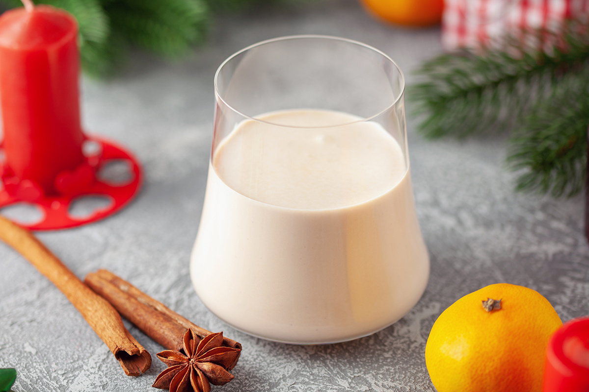 NatalyaBond / Shutterstock / FOTODOM📷Классический гоголь-моголь