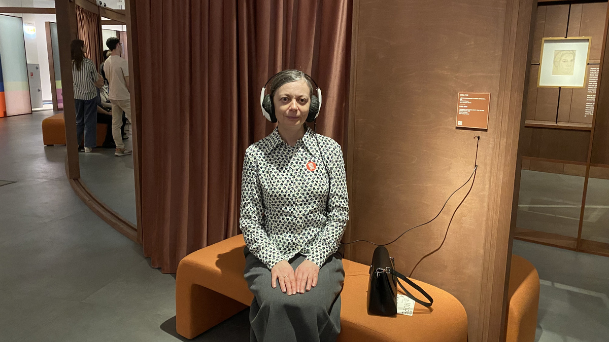 Так можно послушать стихи Елены Гуро