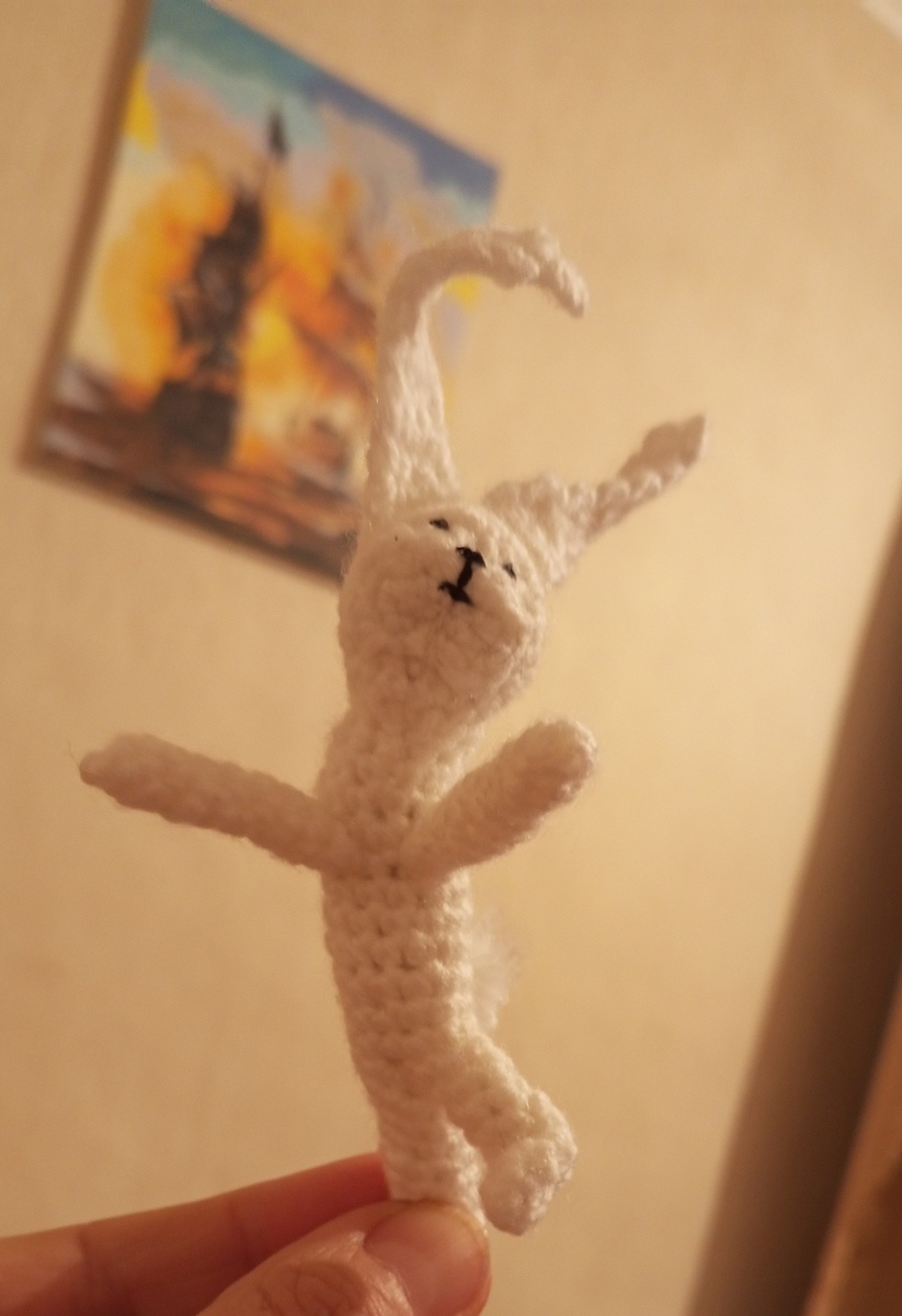 Просто счастливый зайка🤩