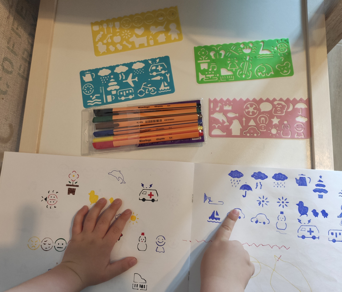 Трафареты с транспортом, животными, музыкальными инструментами и предметами быта