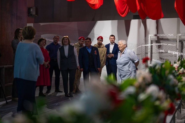 Выставка «Река тревоги, подвига, Победы» в МВК имени И. С. Шемановского. Фото: Официальный telegram-канал Дмитрия Артюхова