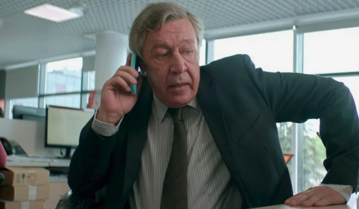    Михаил Ефремов. Кадр из телесериала "Полет" (2019)