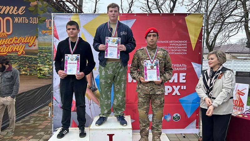    «Движение Верх» собрали лучших скалолазов