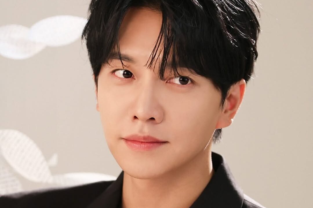     Звезда дорамы «Мышь» Ли Сын Ги отсудил у бывшего агентства 33 миллиона рублей