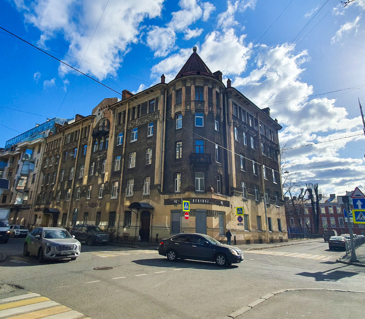 Петроградская сторона