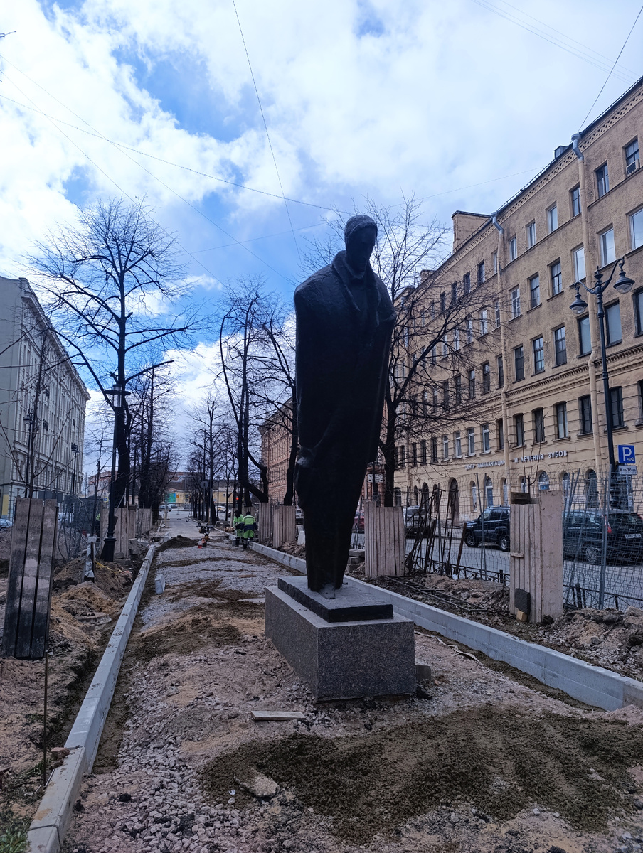 Все фото в статье - авторские. памятник А.Блоку