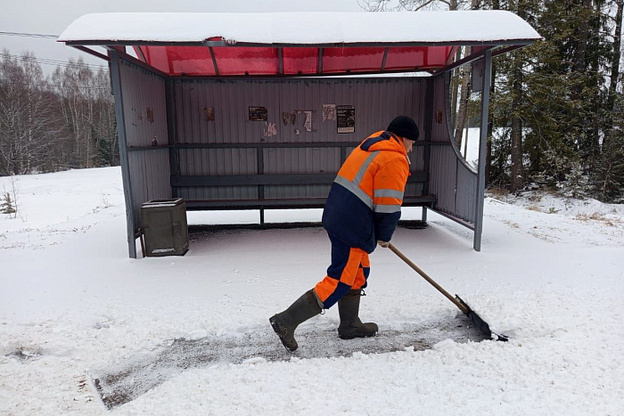    Дороги Кировской области очищают от снега 187 машин