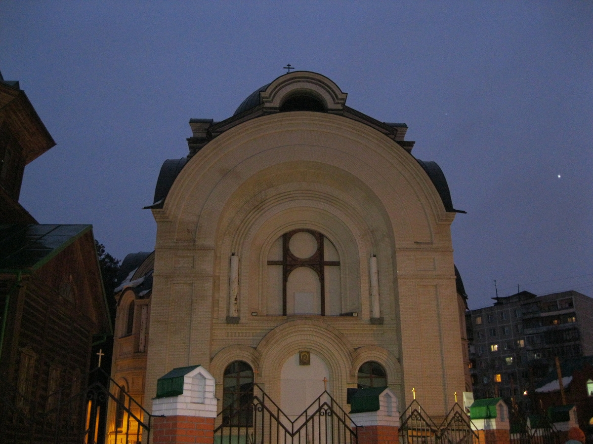 Деревянный каркас для витража в западной стене второго яруса