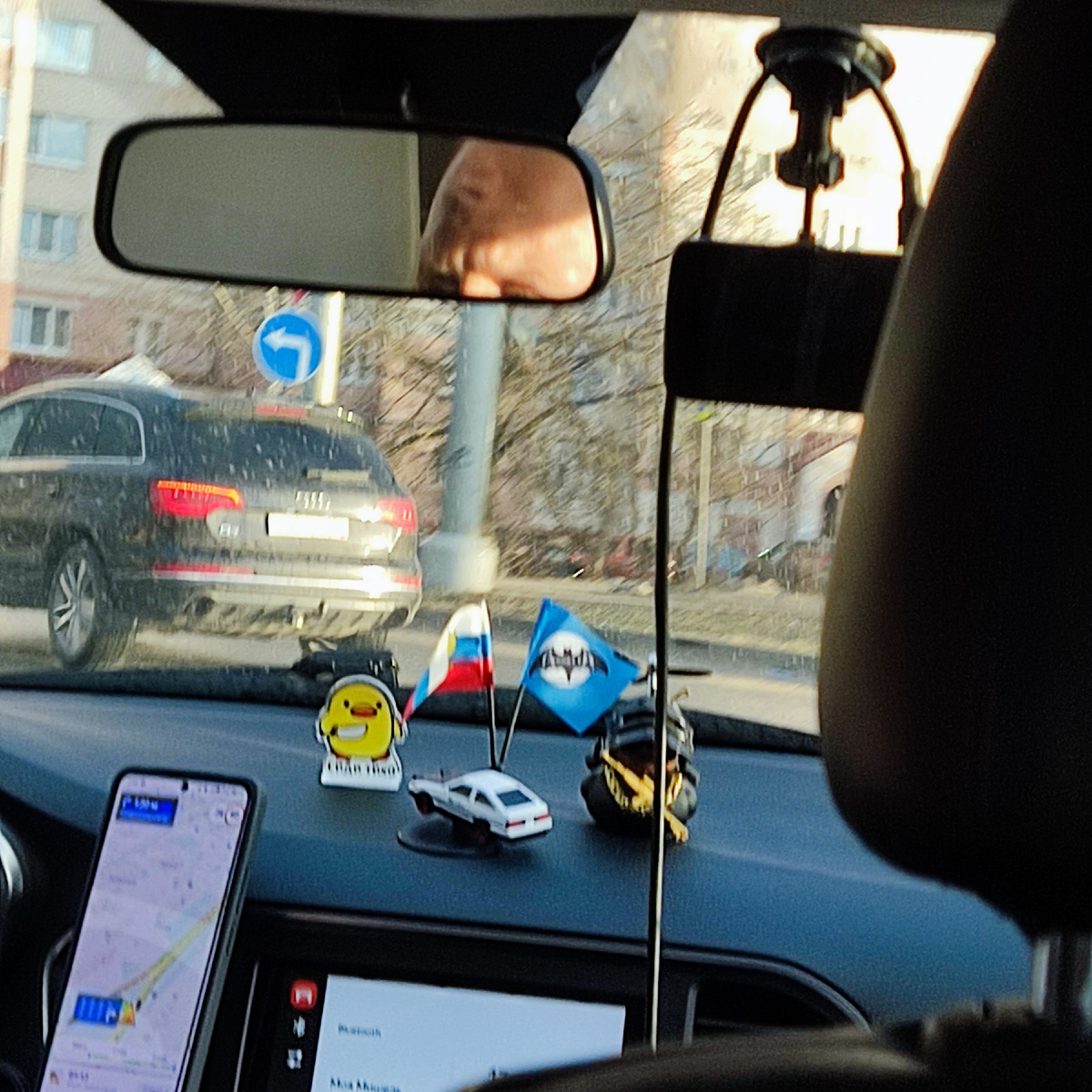 Костромское такси, фото автора. Едедем молча.