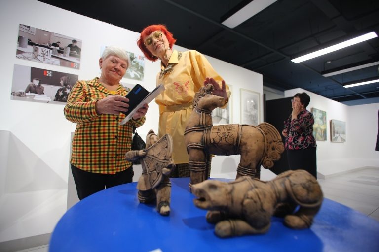    В Оренбургской художественной галерее открылась выставка «Арт-подготовка» Мария Чалкина