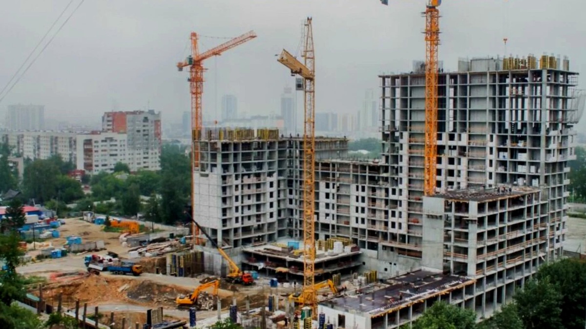 Многоквартирный дом на стадии строительства