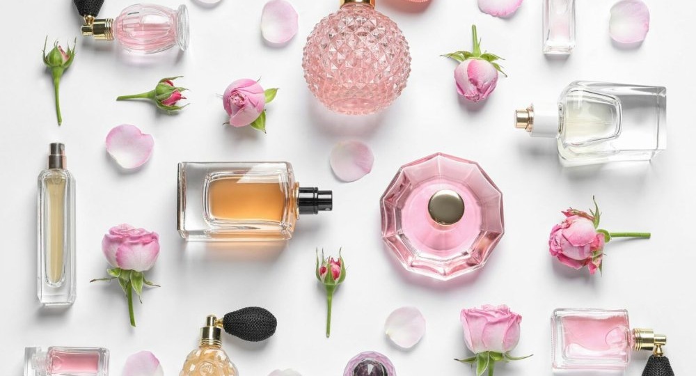 Подборка самых нежных и женственных ароматов на весну