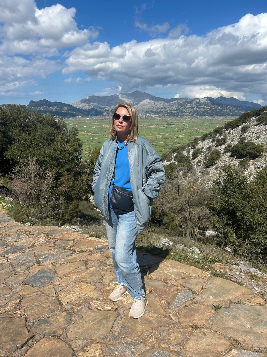 Автор в горах Крита и в желании постичь секрет долголетия (фото из архива)