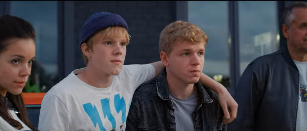 кадр из фильма "Жига. На полной скорости"