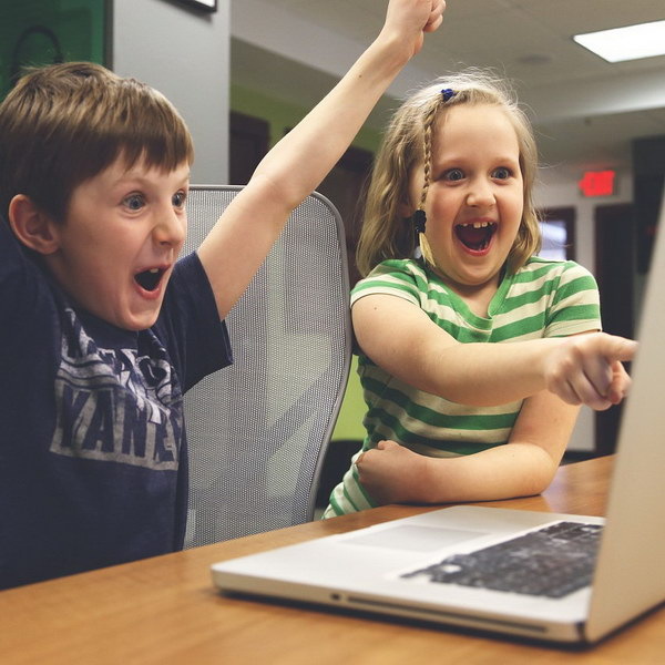     Департамент культуры Москвы разрешил детям посещать театры без документов