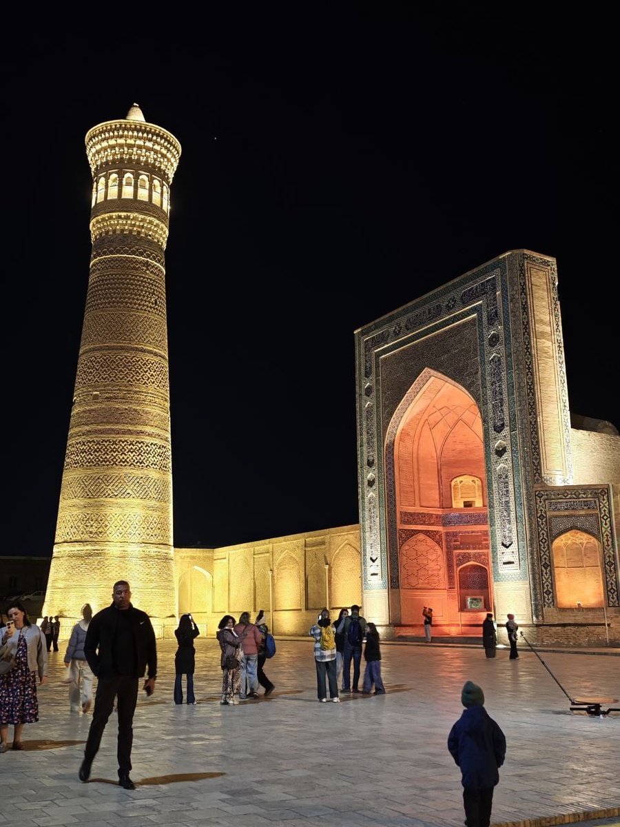 Минарет Калян или мечеть Калян