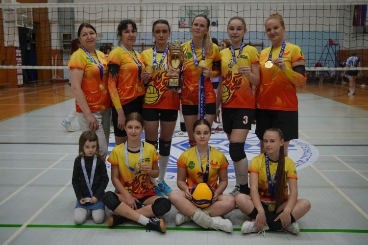    Женская сборная по волейболу Усть-Лабинского района