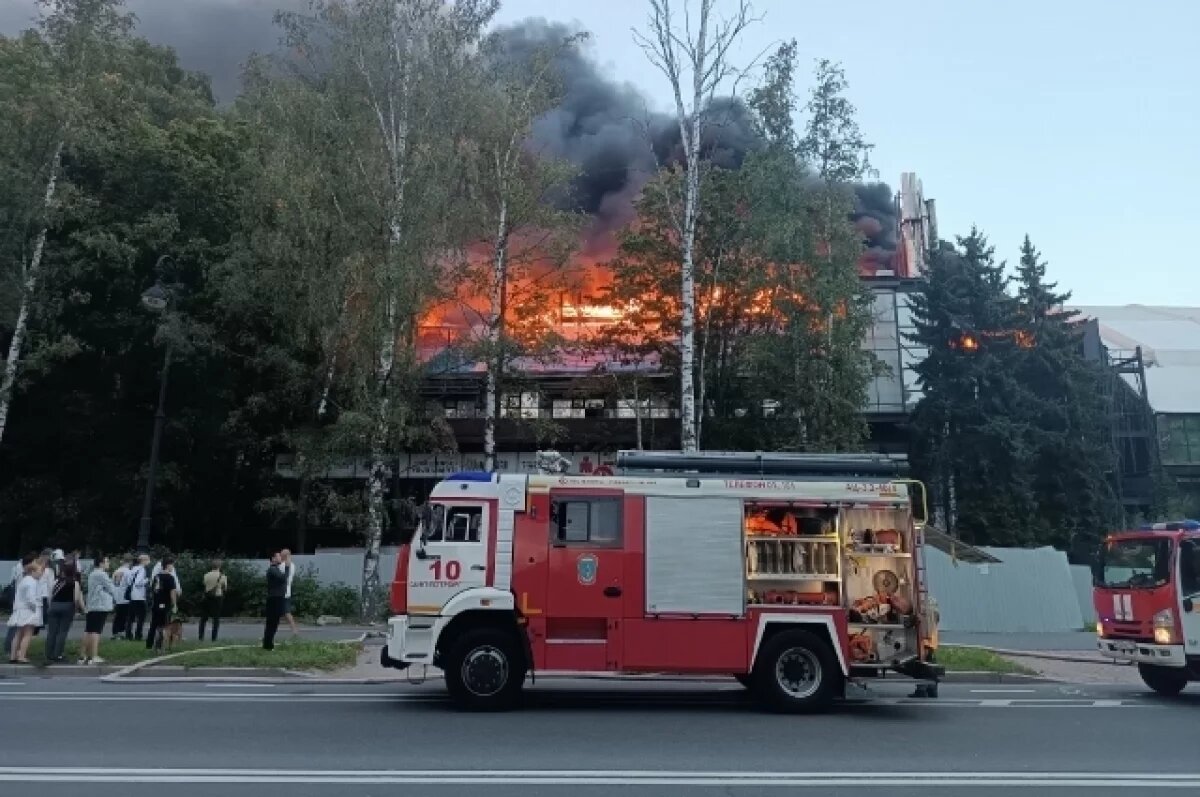    Сгоревший Sport Palace на Крестовском острове в Петербурге снесут за 90 млн