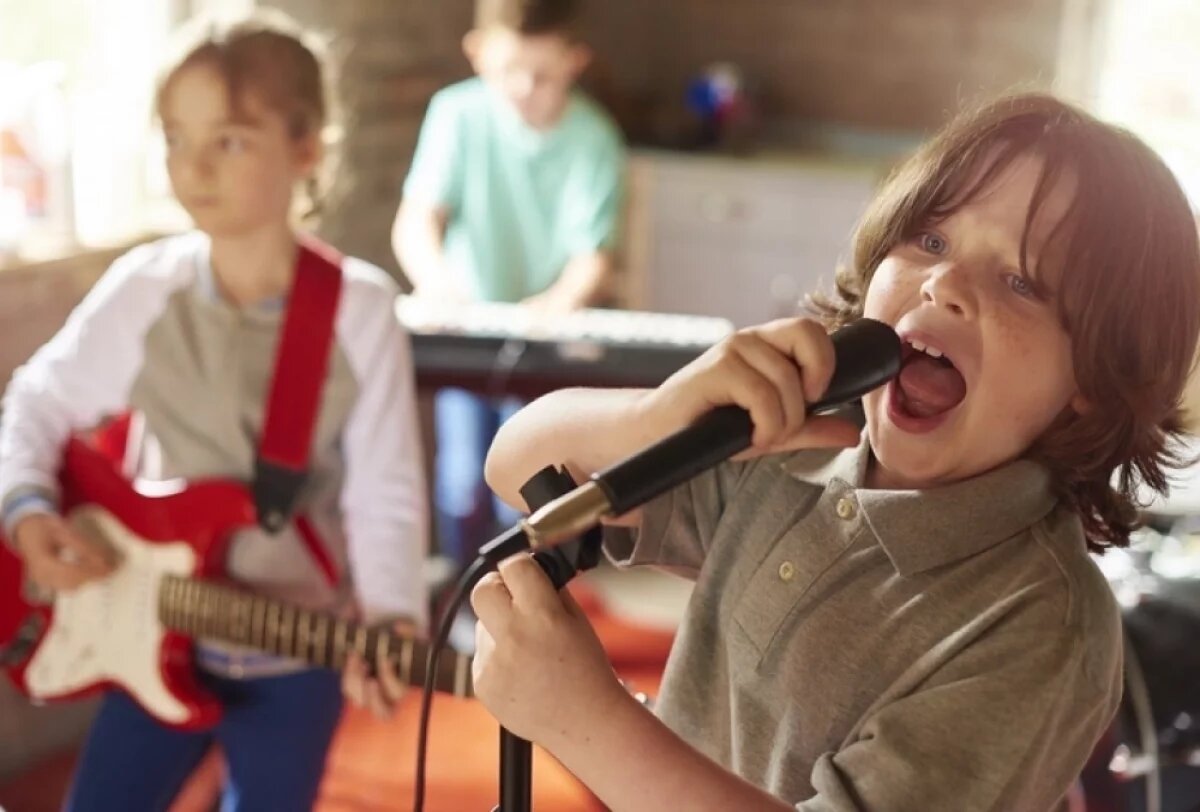    Каждый конкурс для юного исполнителя — это возможность заявить о себе.