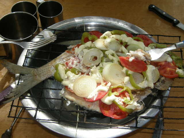 НА фото КОКТАЛ .....  о котором я тоже расскажу чуть позже. НЕ шашлык, но очень вкусно))))