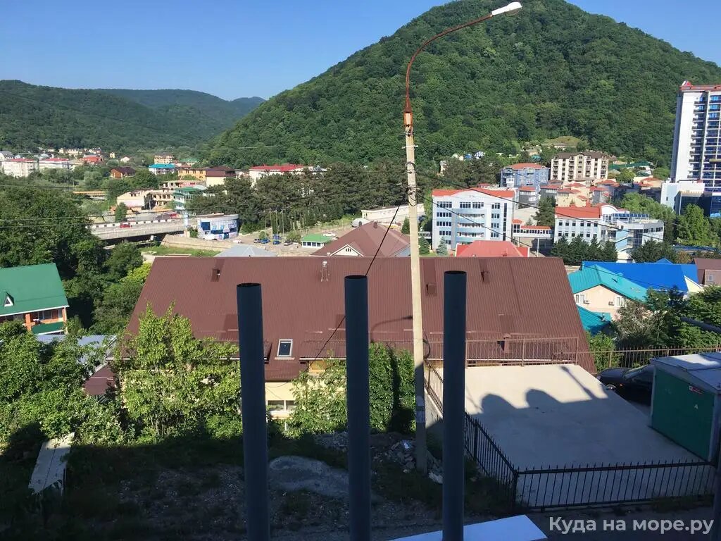 фоткак с сайта куда на море. вид с террасы.