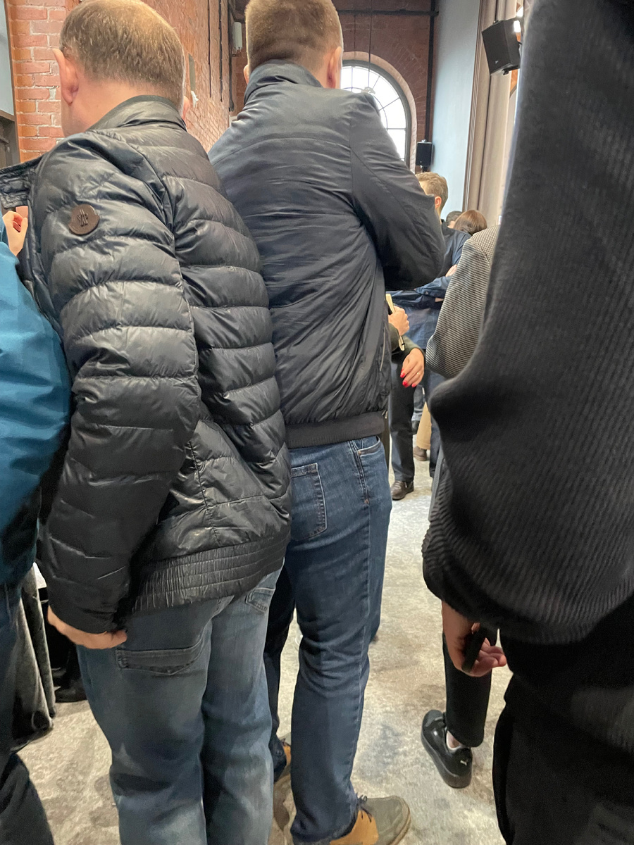 Народу было много, пришли из разных сфер - АйТи, промышленность, торговля, недвижимость 