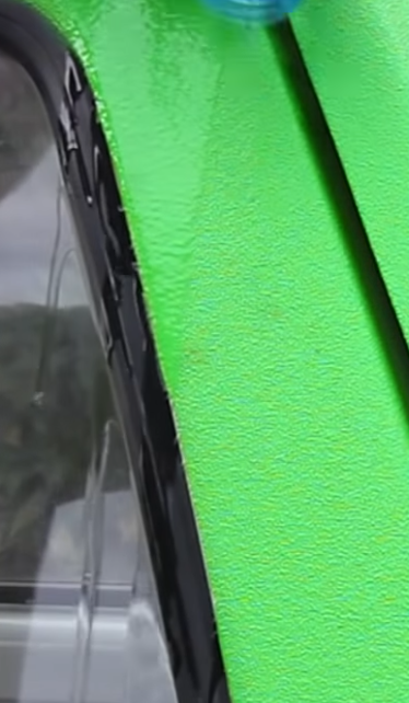 Листайте слайды - это растворитель!