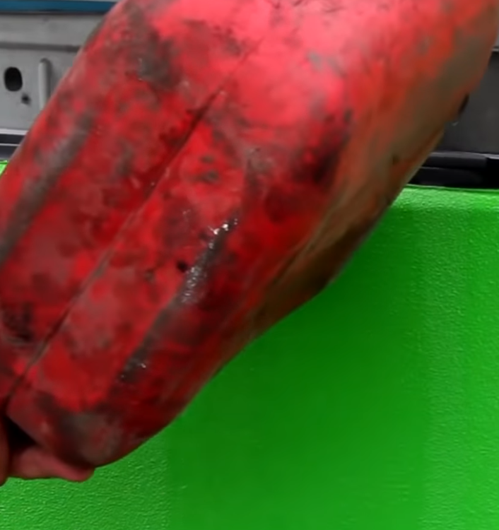 Это бензин.