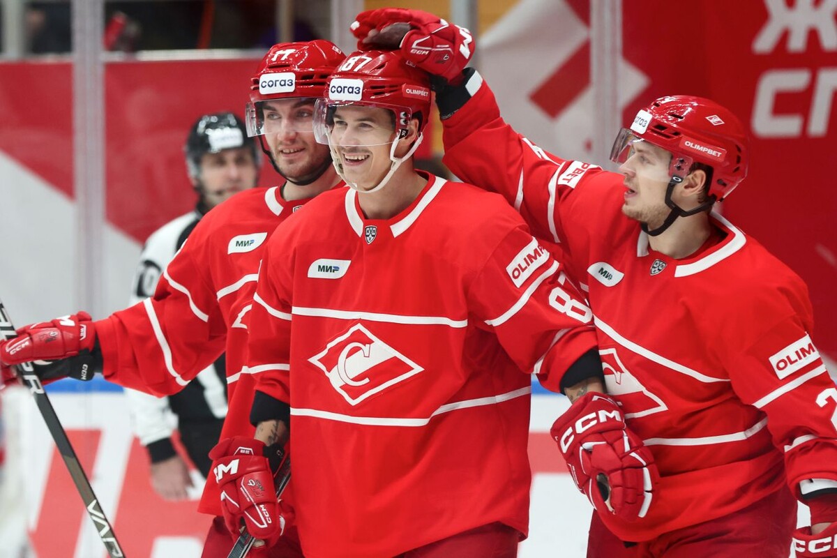 Морозов - Голдобин - Порядин. ХК "Спартак.