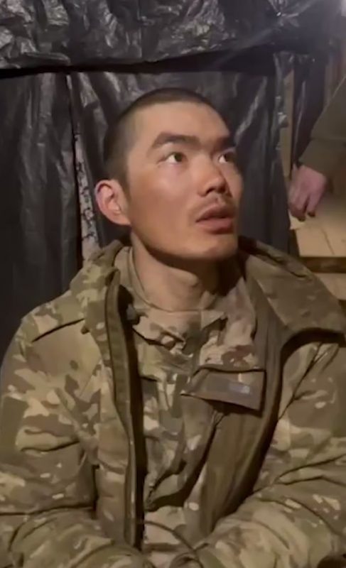    Якобы пленённый китаец.