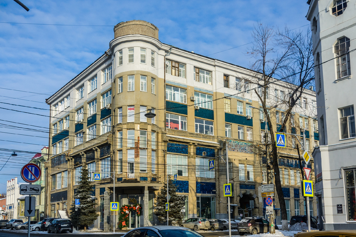 Молодогвардейская, 67 / Некрасовская, 60 