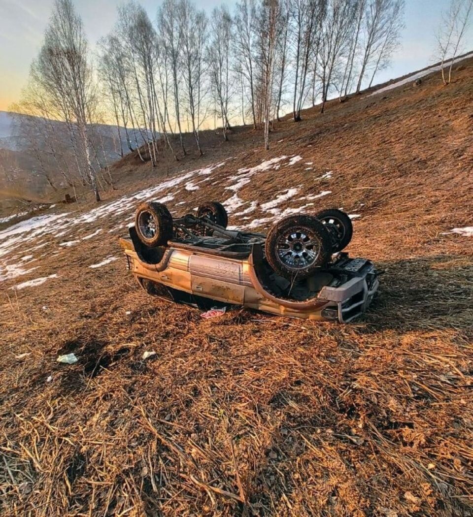    ДТП с гибелью женщины и пострадавшими детьми в Горно-Алтайске. Источник: МВД по Республике Алтай
