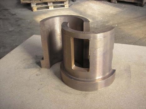 подшипник скольжения для опоры тягового электродвигателя на колесную пару МОП* состоит из двух бронзовых вкладышей 